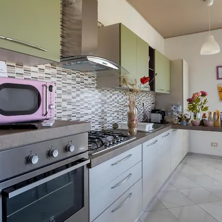 La Casa Di Mamma 'nto Bed & Breakfast Castrofilippo